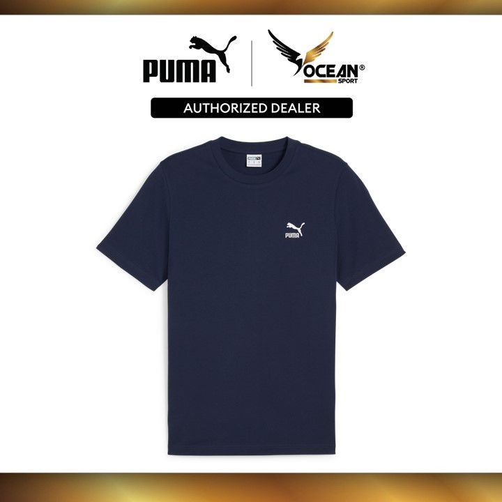 PUMA CLASSICS Male Small Logo Tee (Club Navy) 62835114