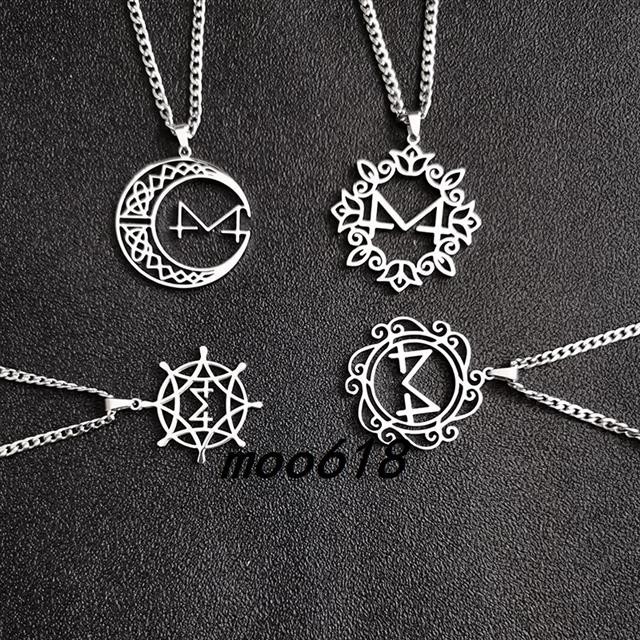 in stock ** moo618 * MAMAMOO Four Seasons Album logo Necklace Pendant Custom Musician Merchandise Hip Hop DIY Name