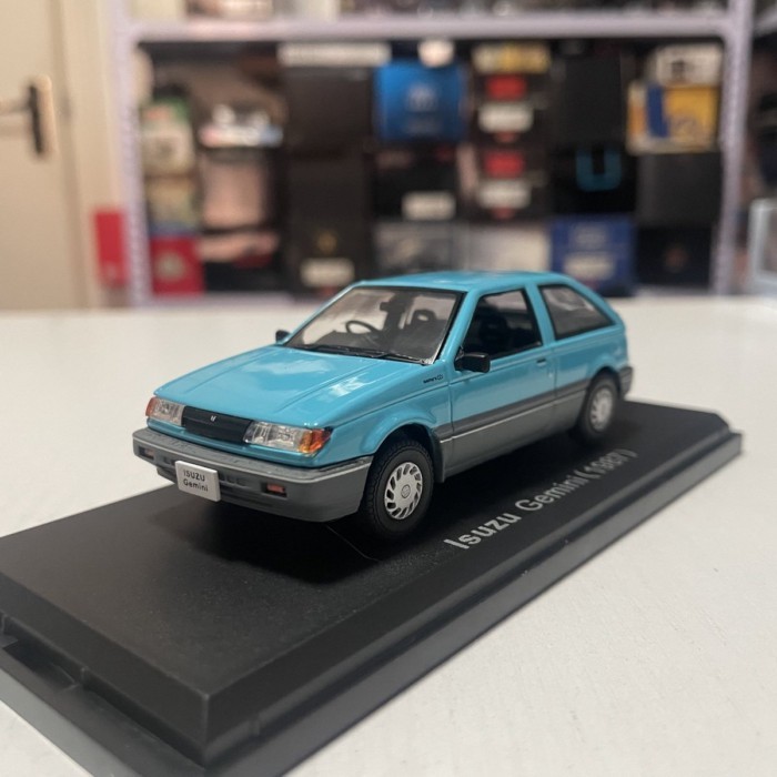 1: 43 Norev ISUZU Gemini ISUZU Gemini 1987 Coupe Car Model Blue