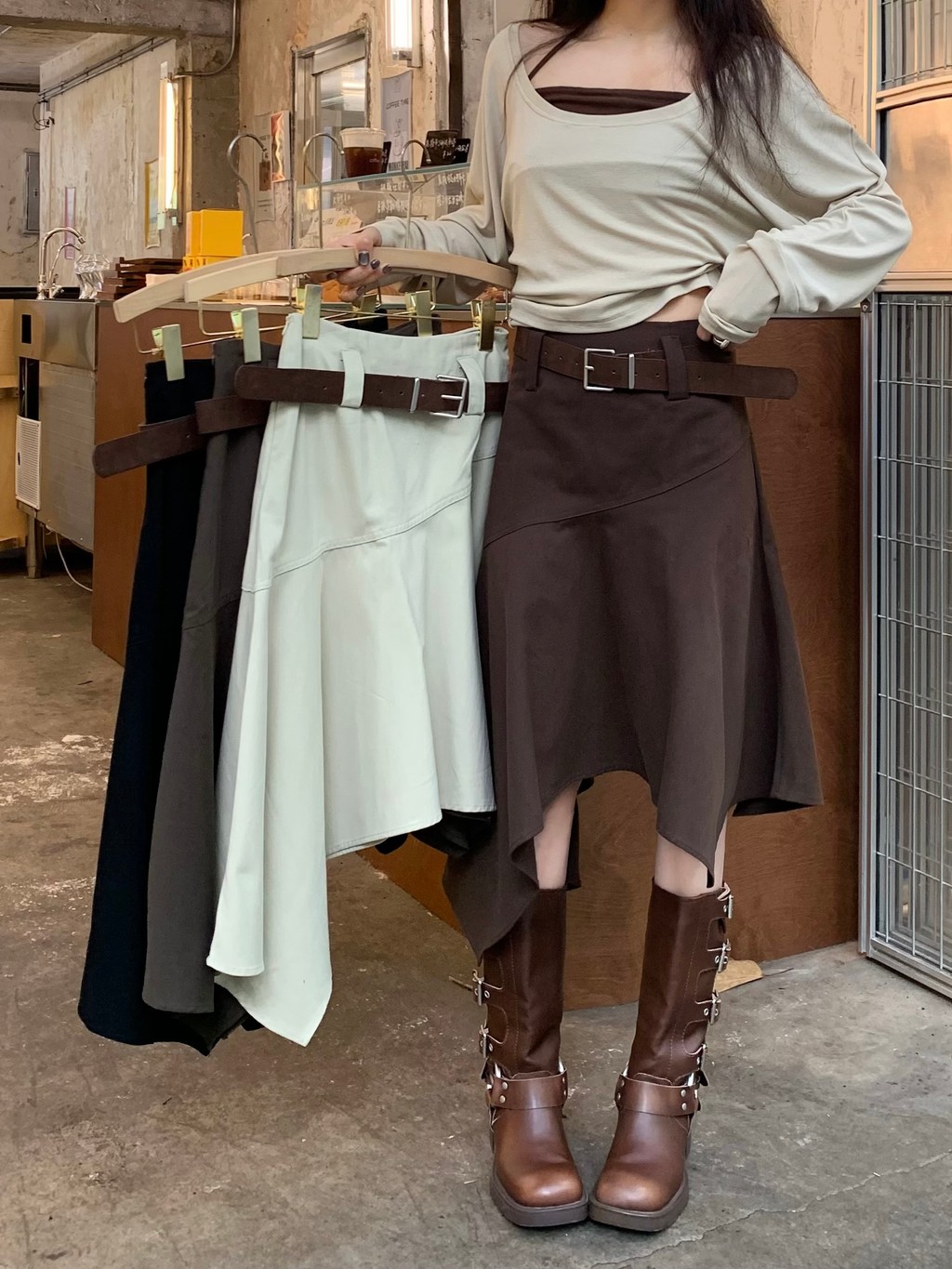 94879 Retro Irregular Skirt