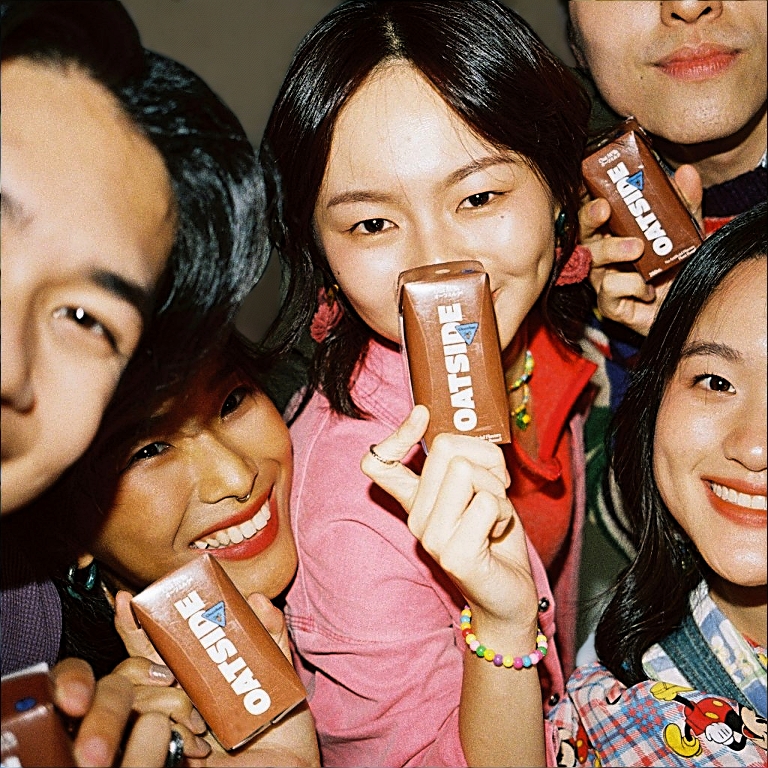 OATSIDE Chocolate Oat Milk 200ml x 3 - Dairy Free, Rich, Made with Real Cacao