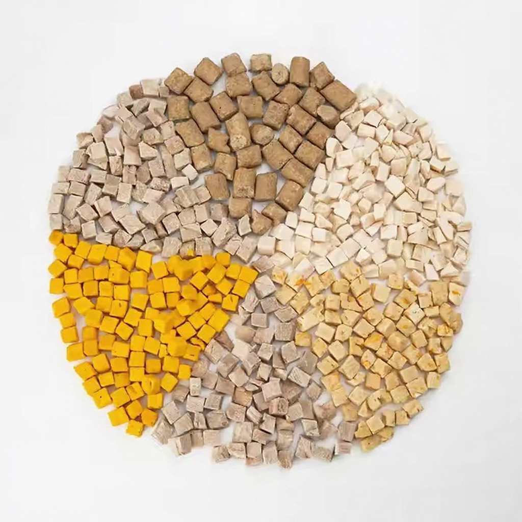 Premium Freeze Dried Chicken Cube Pet Snack Makanan Kucing Booster Gemuk Berat Bersih 500g Snek kucing Beku-Kering Ayam