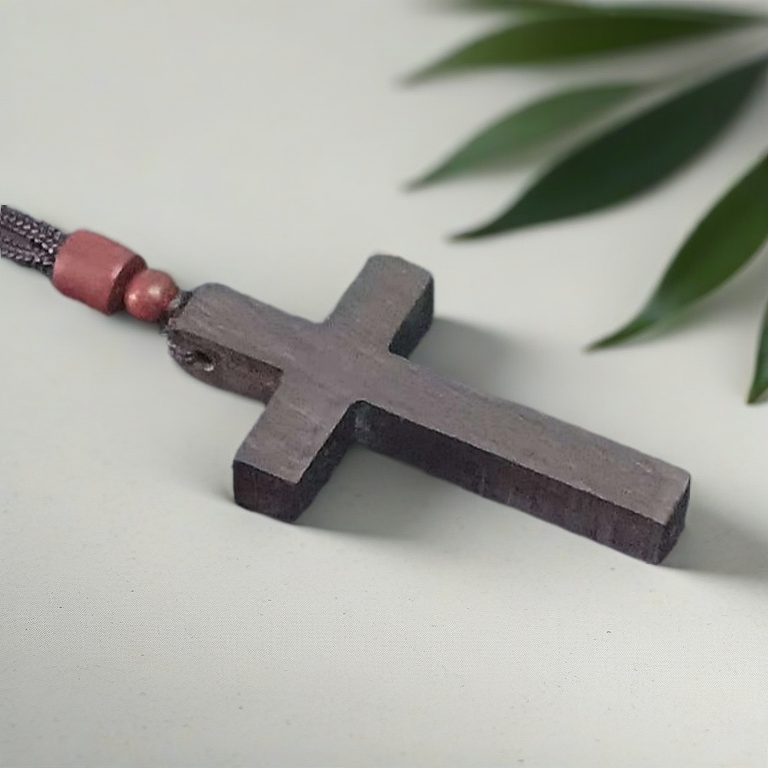 【喜悦礼品】檀木十字架项链车挂 (6.0cm X 3.5cm) SANDAL WOOD CROSS NECKLACE / CAR CROSS（圣诞节基督教礼品  精美简约时尚休闲十字架饰品 汽车挂件）【批发直销】