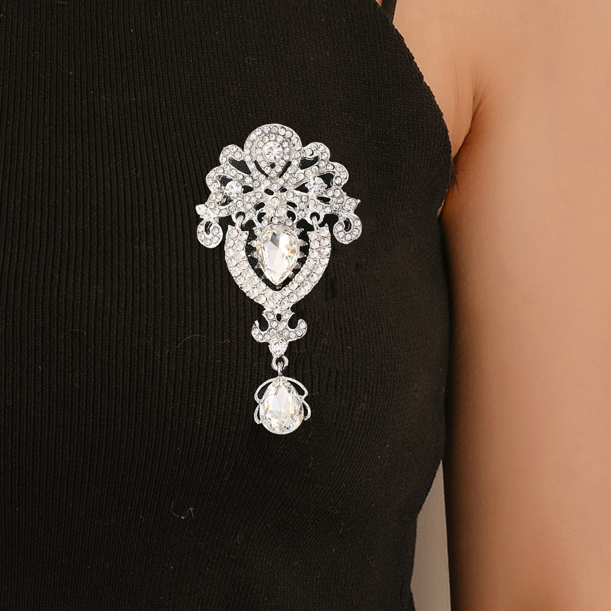 Silver Crystal Flower Brooch, Floral Pin for Wedding Dress Rhinestone Diamond Jewelry Accessory