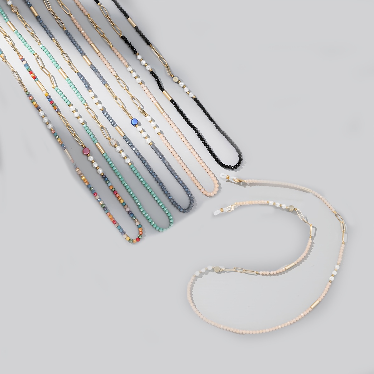 Mixed Chain & Beaded Eyeglass Strap Set (Metallic Accents) – Stylish Dual-Use Eyewear Accessory & Minimalist Necklace Set Rantai & Manik Cermin Mata Bergaya (Aksen Logam) – Aksesori Kacamata Berganda Bergaya & Kalung Minimalis
