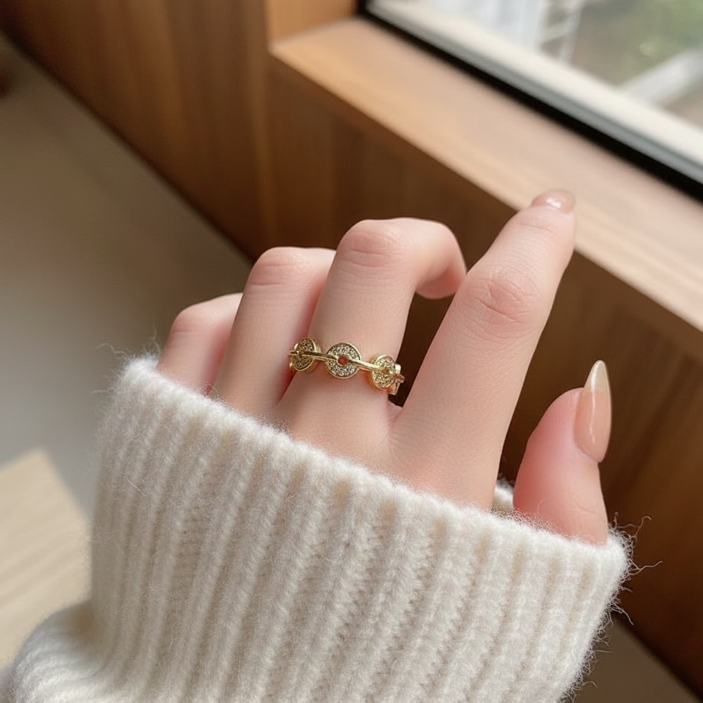 Elegant Adjustable Lucky Ring for Women, Minimalist Statement Jewelry Cincin Bertuah Boleh Laras yang Elegan untuk Wanita, Barang Kemas Kenyataan Minimalis