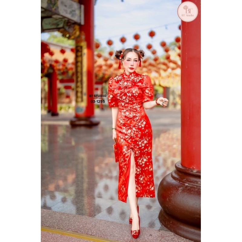 BT STUDIO Long Sleeve Dress 3 Sections Front Slit Red Fabric Woven Gold Pattern Chinese Floral Weaving The Bow Is Down To The Down.