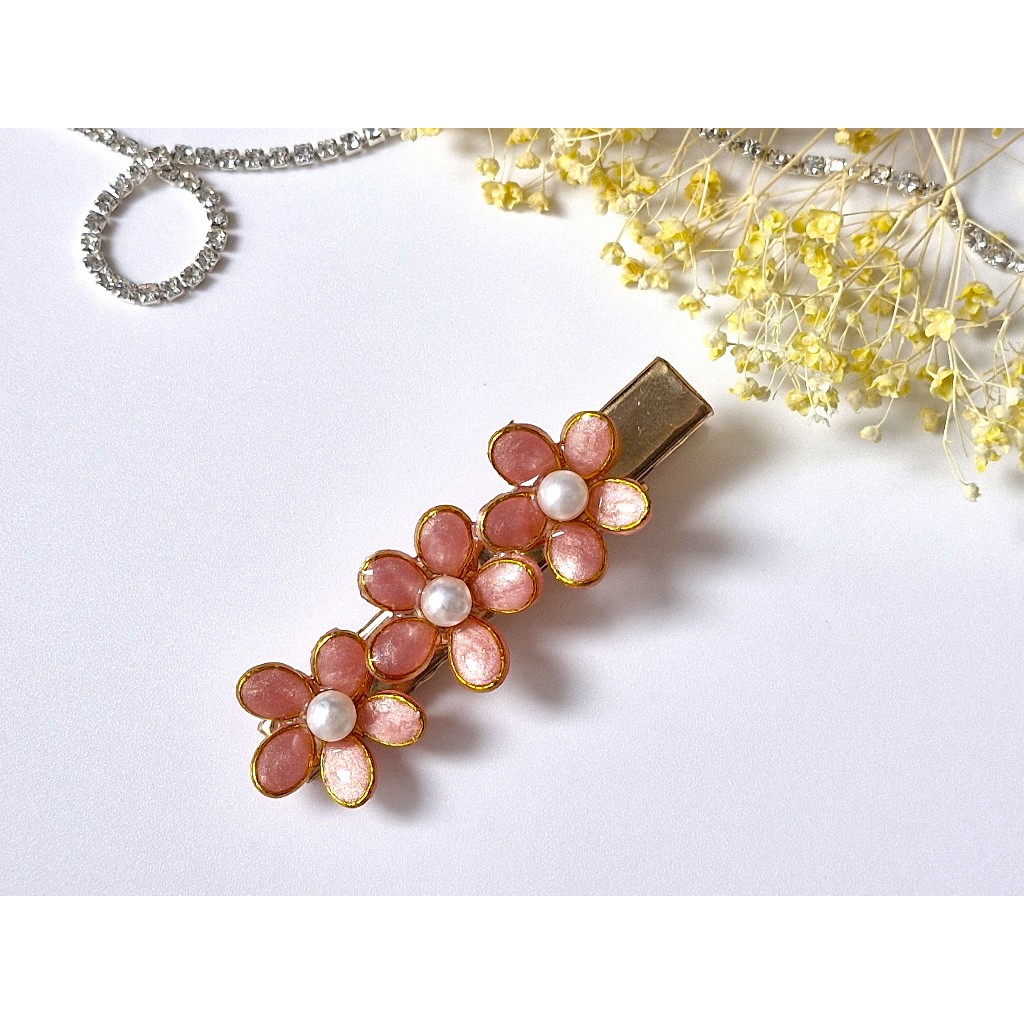 Sweet Pink Hair Clip Resin 1 Piece