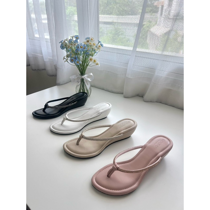 Aga 18 Fashion Shoes With Pointed Heels And Diamond-Studded Flip-Flops GOODDY