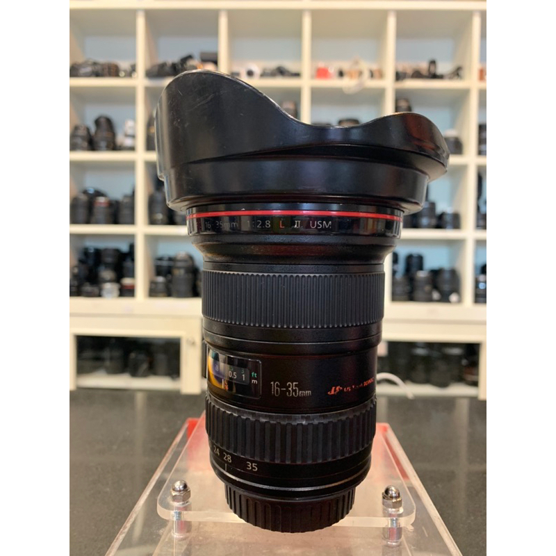 Canon EF 16-35mm F2.8L II USM UZ: Defect There Are Scratches On The Edges-The Front Of The Lens Is Crooked.