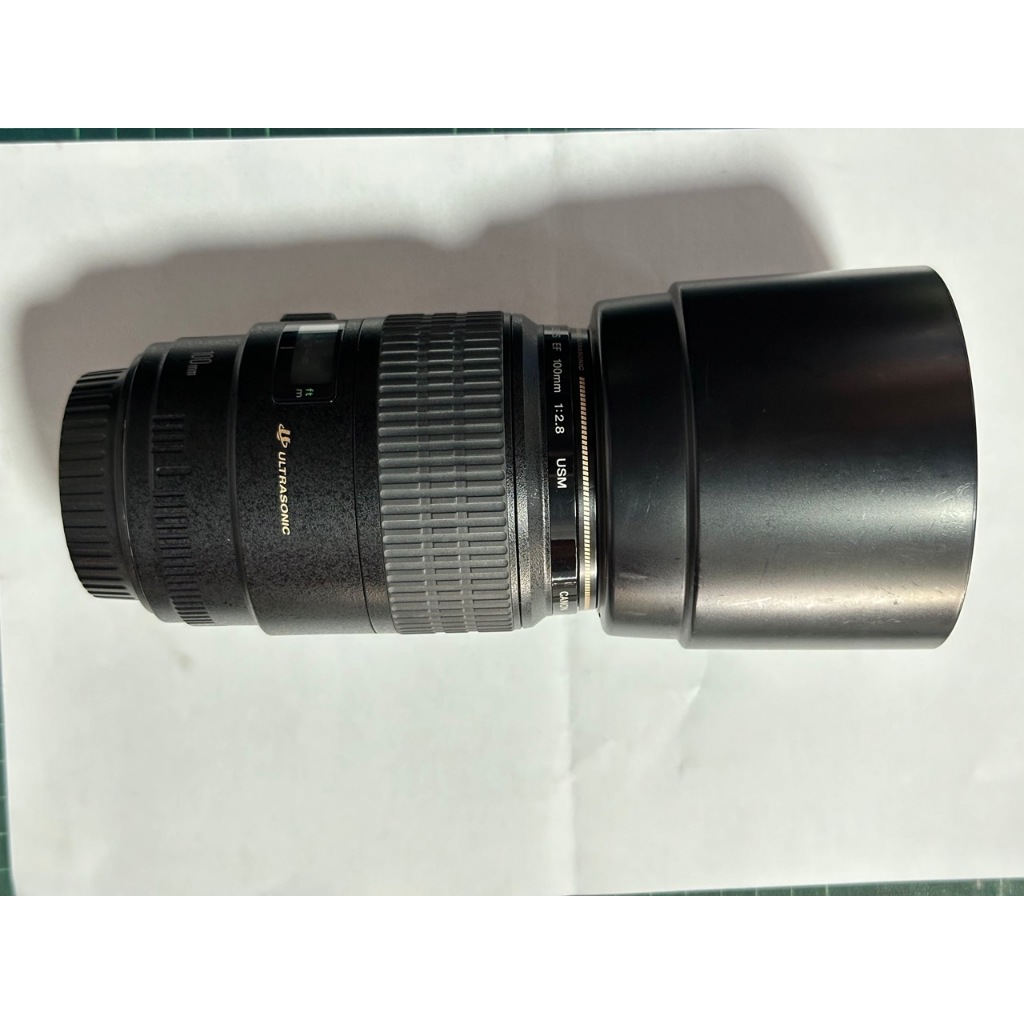 Canon Macro 100mm f2.8 Lens usm