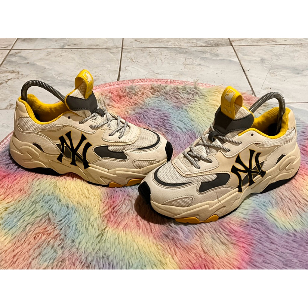 MLB Hand Size 39 Length 25 Cm.