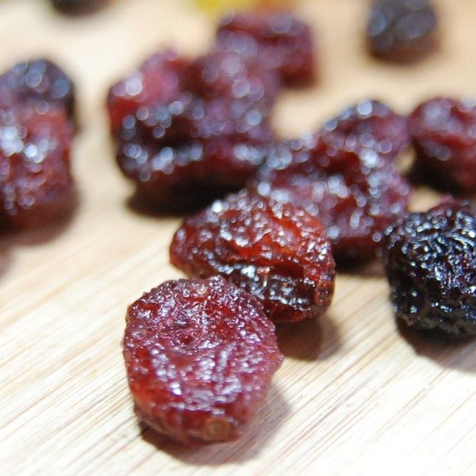 Dried Cranberry, Contains Complete Cranberry Seeds And Pulp, Less Sugar Slightly Sour T…