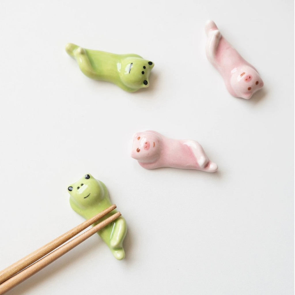 Squirrel Brothers Sisters|Taichung Kitchenware Exclusive Sale Frog Piglet Chopstick Rest Small Gift Cute Tableware Paperweight Pen Holder Japanese Decoration Second Entry Wedding