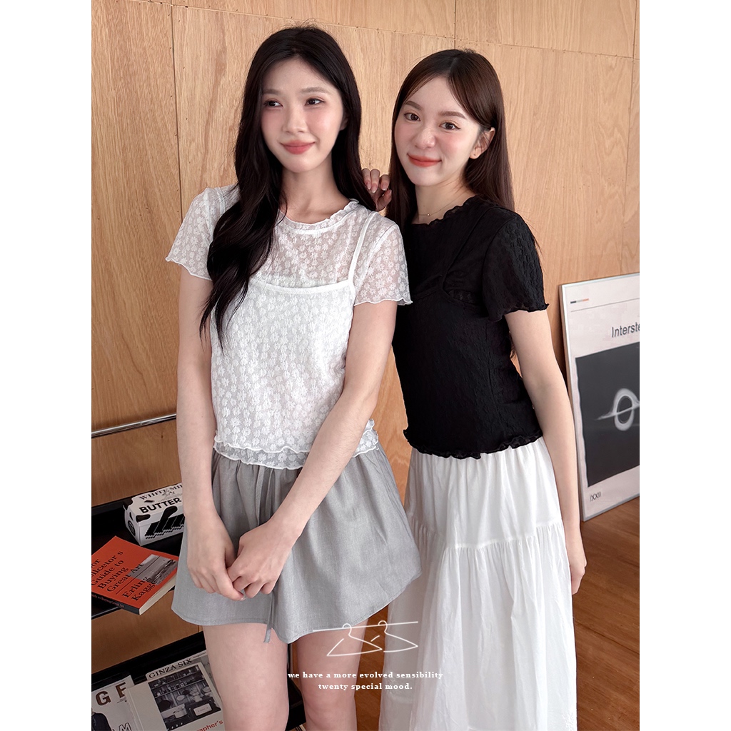 Twenty Korean Drama Heroine--Skin-Friendly Flower Lace Texture Real Two-Piece Top 2601078 [Ready Stock ‧ Shipping within 2 Days] Cotton Flower