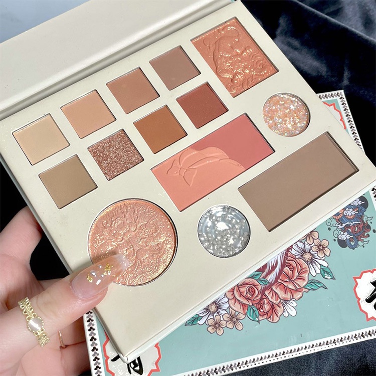 3in1 Tiger Eye Palette with Blush, Highlighter