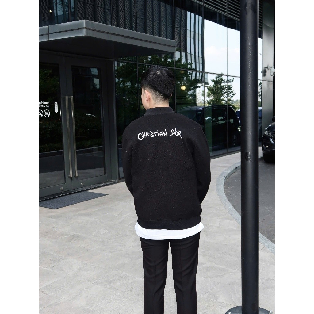 bg