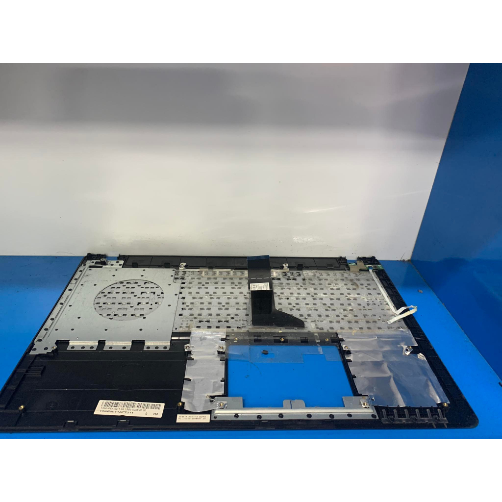 Case c For asus x550c Laptops (Peeling Case With Scratches On The Paint ...