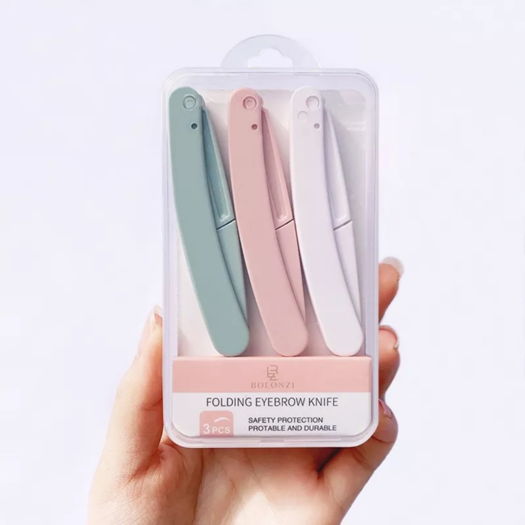 Set Box of 3 eyebrow razors to create eyebrow strokes