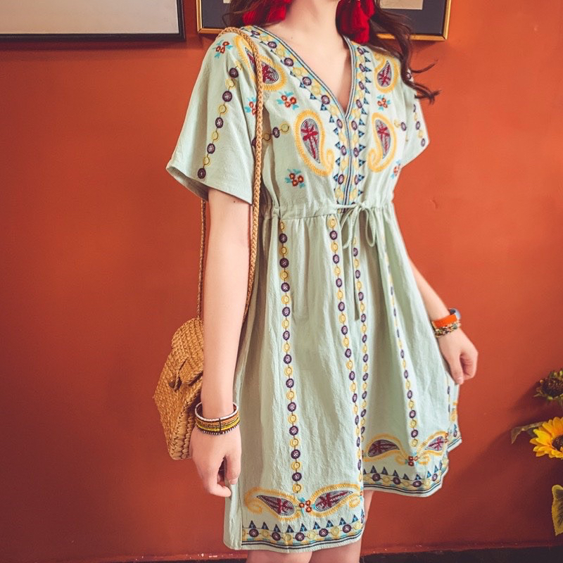 [Ready Stock] Baby doll Short Floral Embroidery Dress Vintage Bohemian Style Travel By Liin Shop