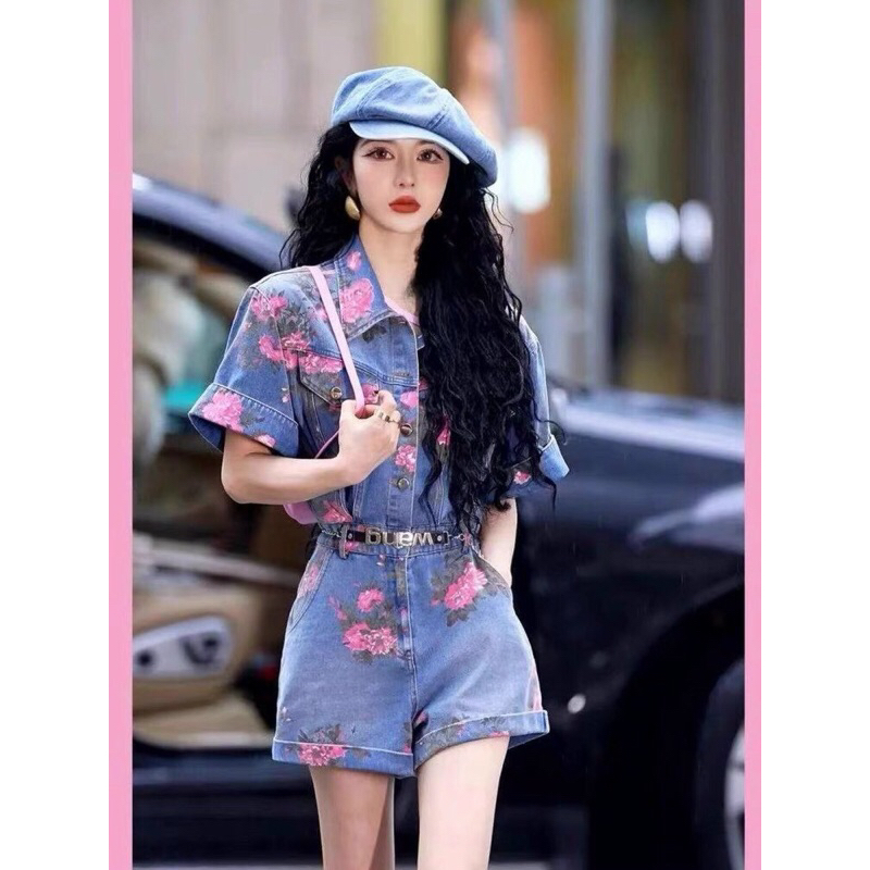 Floral jean Jumpsuit with belt. Import QC