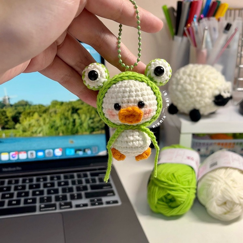 Cute Frog Hat Key Chain (Real Photo)