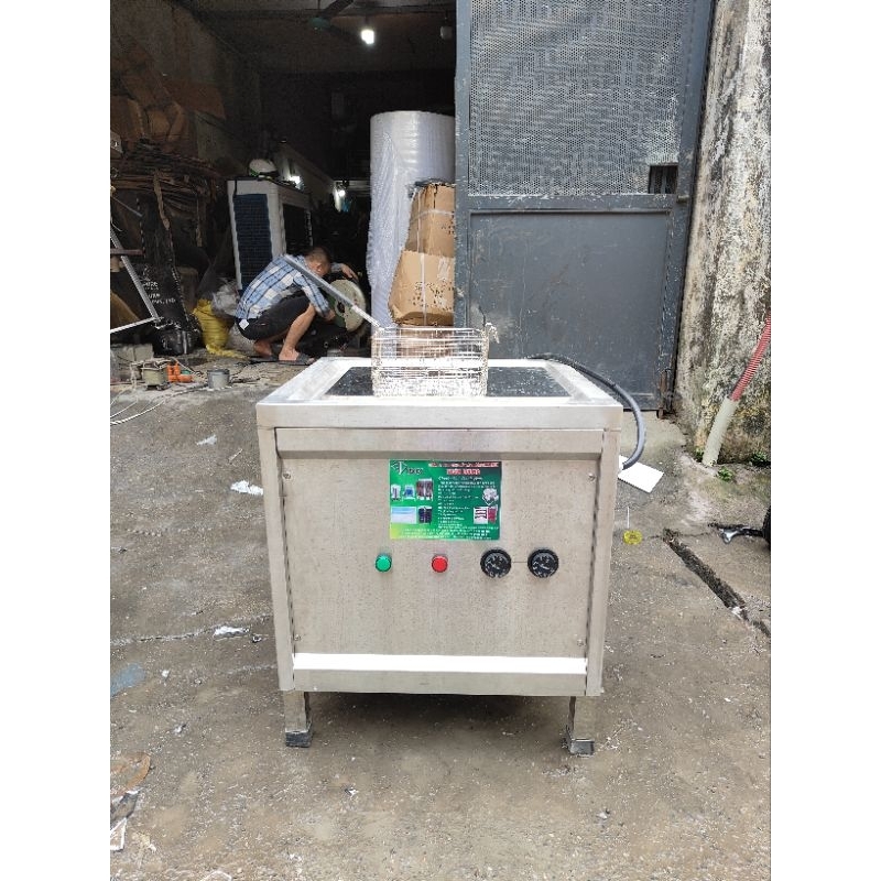 20l oil separator fryer used to fry chicken, fry squid, fish, fry fat rolls, fry onions