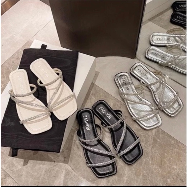 NEW MODEL - LUXURY - ELEGANT women's square toe flat sandals with 3 diamond straps