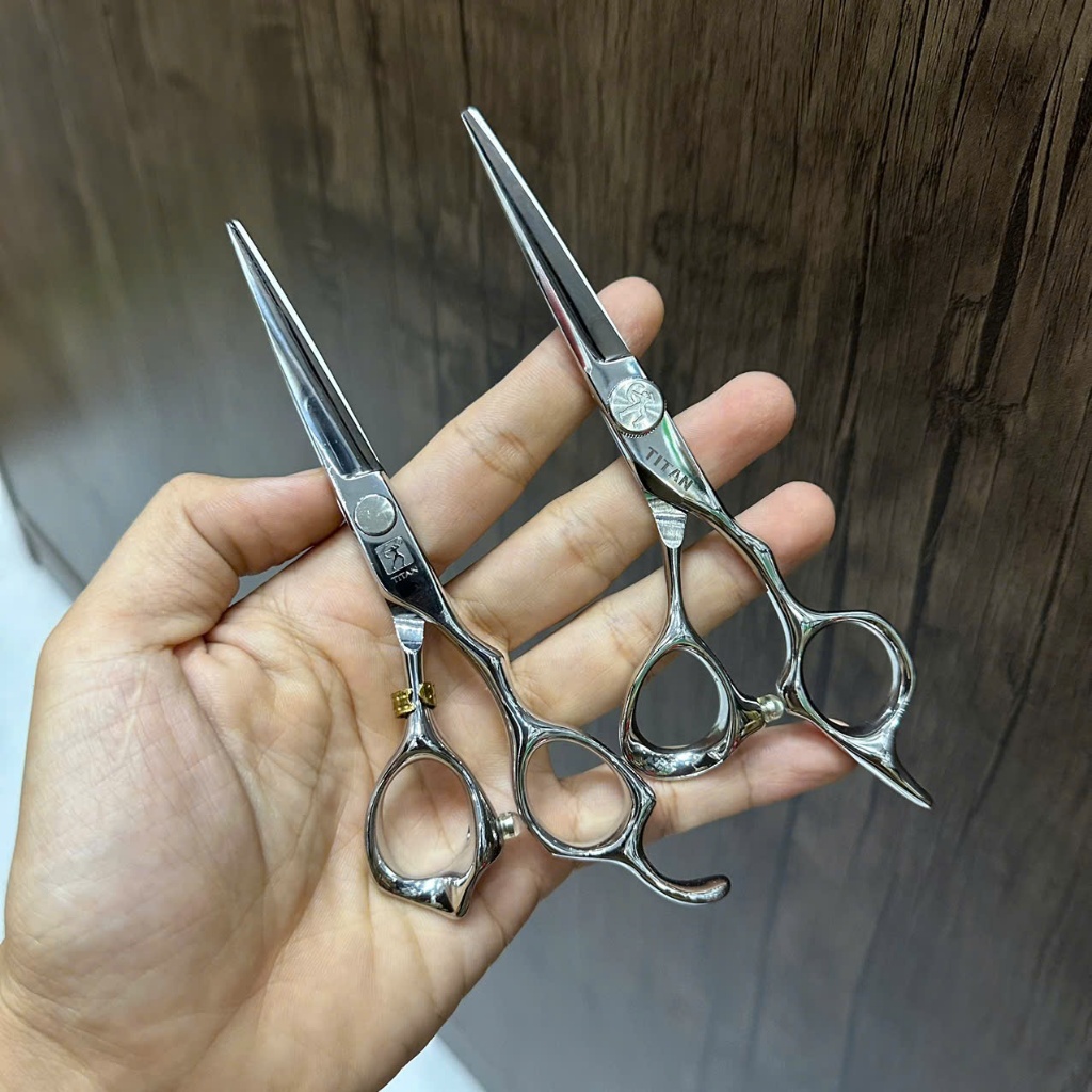 Titan hair scissors 5.5 inch