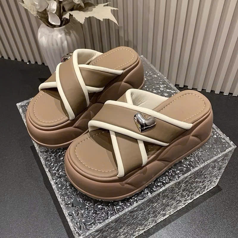 (OPEN DEAL) Women's cross-strap sandals with 5-6cm high sole with heart label LD03 fashion