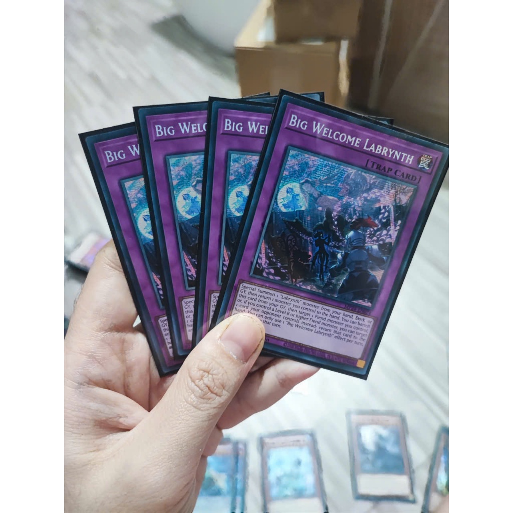 [Yugioh Funny Shop] 1 Big Welcome Labrynth card - MP24-EN074 - Prismatic Secret Rare 1st Edition