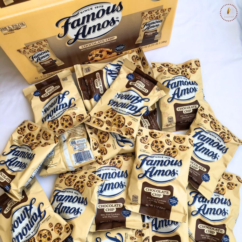 Famous AMOS chocolate chip biscuits 56g bag