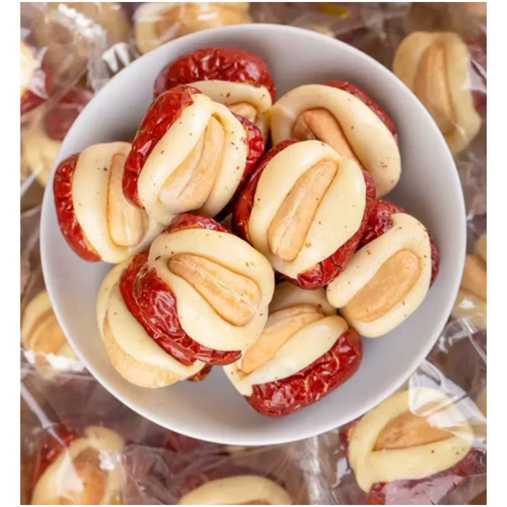 1Kg Red Apple Cashew Camel Milk Clip