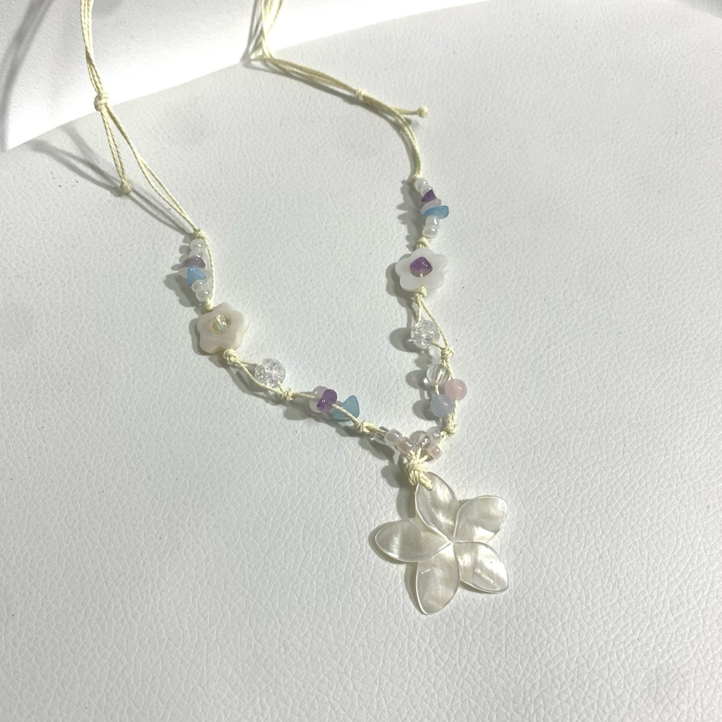 Pastel porcelain flower drawstring necklace