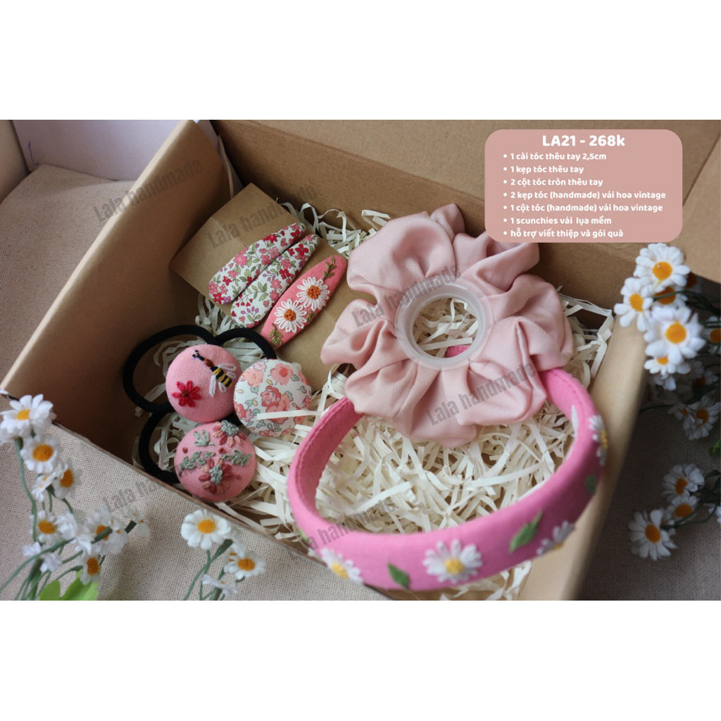 Hand-embroidered gift set, handmade gifts for girlfriends, birthdays, festivals