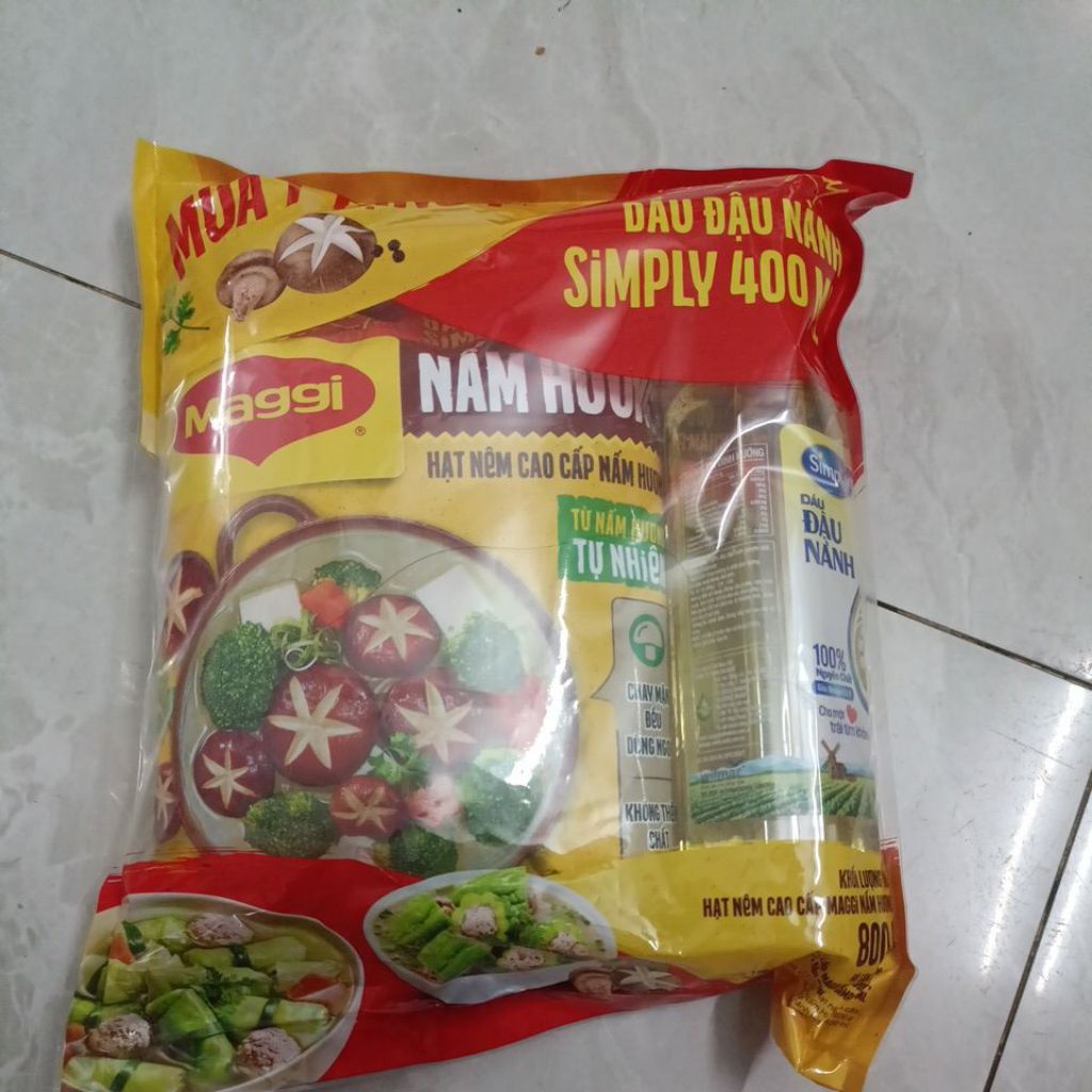(Buy 1 bag of 800g and get free 400ml cooking oil) Maggi premium shiitake mushroom vegetarian seasoning