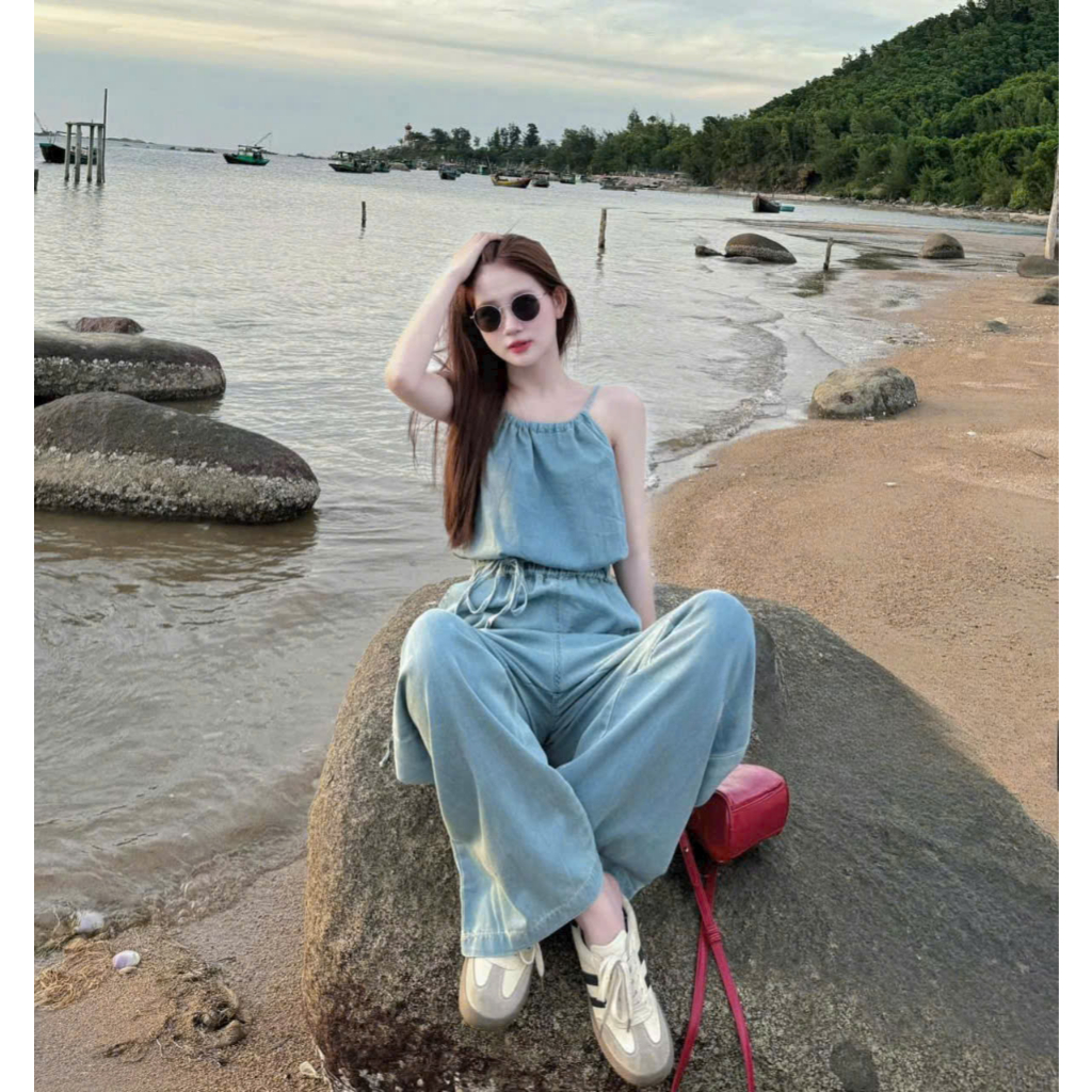 Super cute cropped jean overalls Jumpsuit, long silhouette, soft and comfortable denim in 2 street style colors