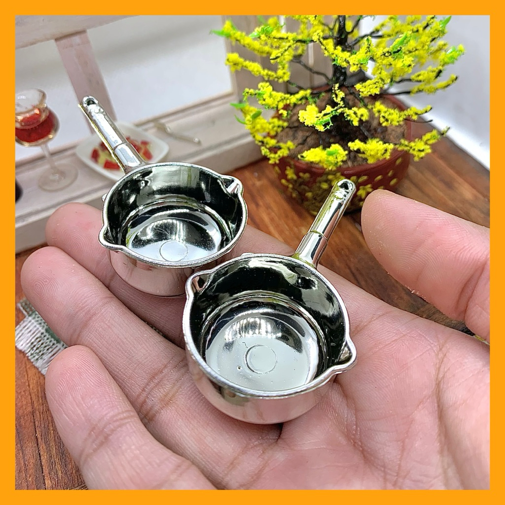 Stainless Steel Imitation Plastic Pot Model | Mini Decoration for Dollhouses and Miniatures